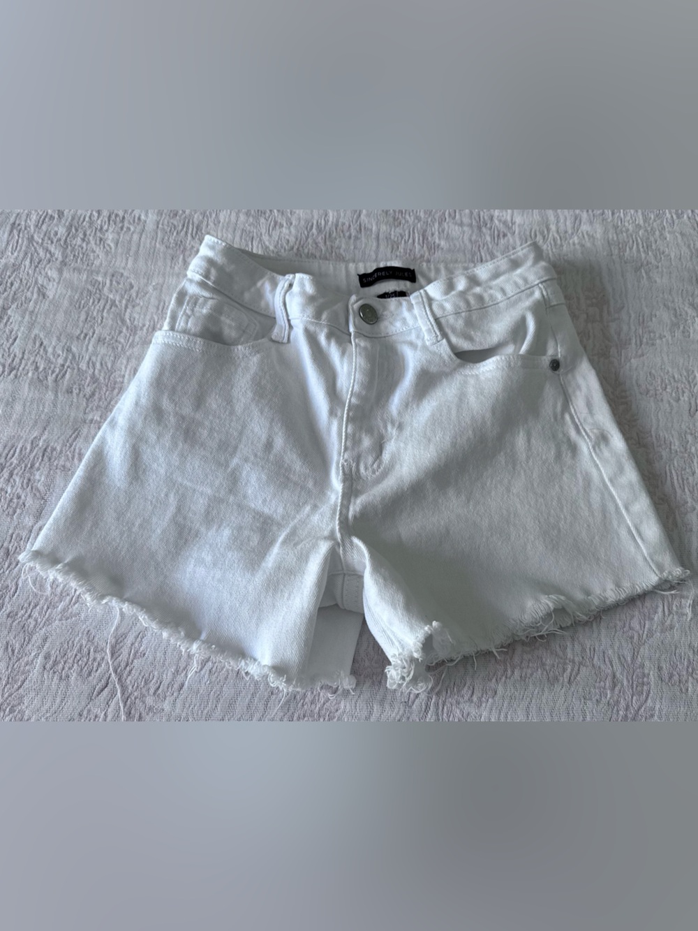 Sincerely Jules White Frayed Hem Denim Shorts
